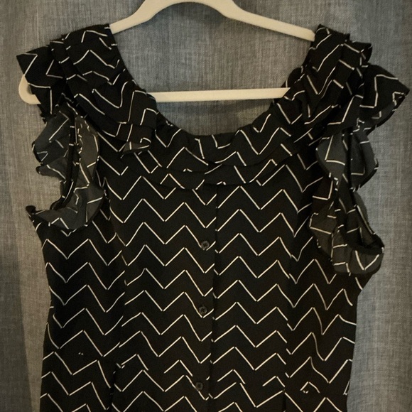 Who What Wear Chevron Striped Midi Dress Black Ruffle Sleeves Womens L - Picture 5 of 5